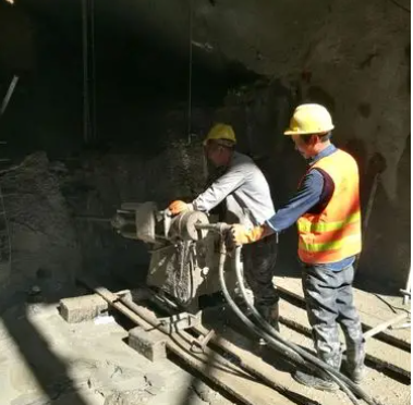 淄博水下抗分散灌浆料特点 水下不分散注浆料介绍